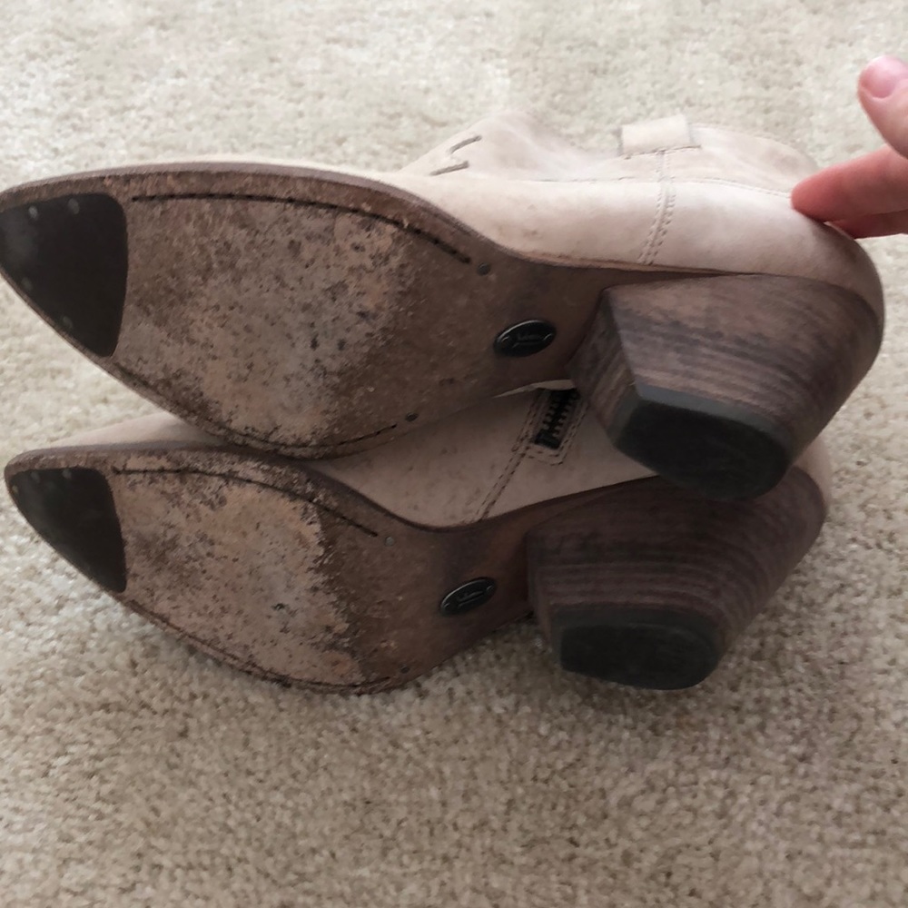 Final Chance Frye Short Boot - Picture 3 of 5